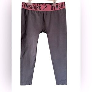 Gymshark women's seamless leggings grey and pink colour size M gym or yoga